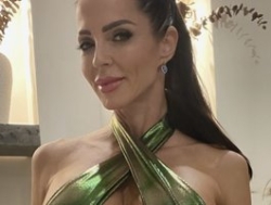 Watch FeliciaHardon1´s Live Show on BongaCams