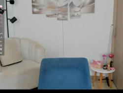 Watch hailey_florez´s Live Show on Chaturbate