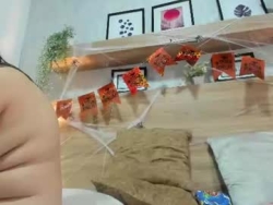 Watch lucyclem´s Live Show on Chaturbate