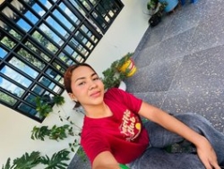Watch danna18cute´s Live Show on BongaCams