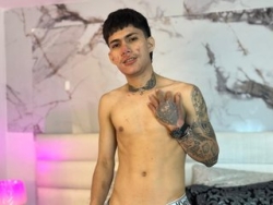 Watch AlexGo´s Live Show on ItsLive