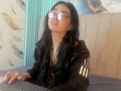 Watch mia_monroepri´s Live Show on Chaturbate