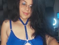 Watch alessa-wells´s Live Show on BongaCams