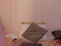 Watch mariapettit´s Live Show on Chaturbate