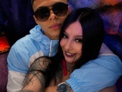 Watch Royal-desires´s Live Show on BongaCams
