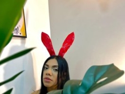 Watch maidebram´s Live Show on BongaCams