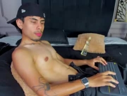 axel_black5 is Live on Chaturbate: ❤️ Lets play! 💦 🎯 Pants Off #dirtytalk #kinky #new
#naughty #sexy Watch axel_black5´s Live Show on Chaturbate