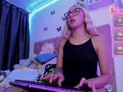 Watch bonny_clyde_xx_´s Live Show on Chaturbate