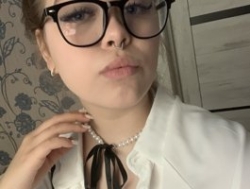 Watch VaryaBelle´s Live Show on BongaCams
