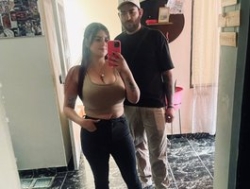 Watch Angela-alejandro´s Livestream and Chat