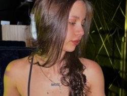 Watch lilmeeow´s Live Show on BongaCams