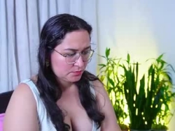 Watch be_snow´s Live Show on Chaturbate