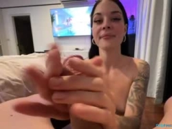 Watch bella_john_grey´s Live Show on Chaturbate