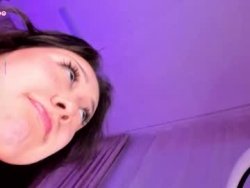 Watch kellyy_bern´s Live Show on Chaturbate