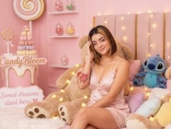 Watch Candybloom´s Live Show on BongaCams