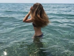 Watch FoxFever´s Live Show on BongaCams