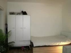 Watch milky_sofa´s Live Show on Chaturbate