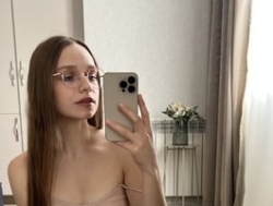 Watch AmyYammy´s Live Show on BongaCams