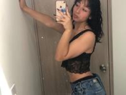 Watch Nyxiere687´s XXX Show and Chat!