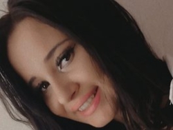 Watch AdelineMoon´s Live Show on BongaCams