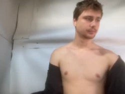 Watch hotgentleman_3003´s Live Show on Chaturbate
