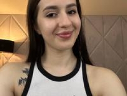 Watch AlesiaDesmond´s XXX Show and Chat!