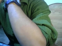 Watch yourobedient´s Live Show on Chaturbate