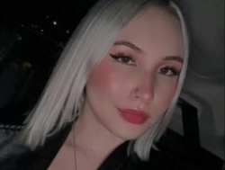 Watch Missblair12´s Live Show on BongaCams