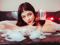 Watch LanaKyutt´s Live Show on BongaCams
