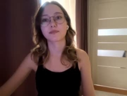 Watch phuongmountford´s Live Show on Chaturbate
