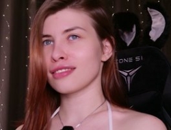 Watch callmetori´s Live Show on BongaCams