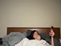 Watch lily230000´s Live Show on Chaturbate