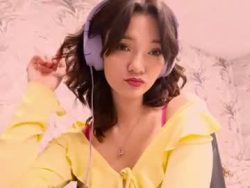 Watch lasonyadubin´s Live Show on Chaturbate