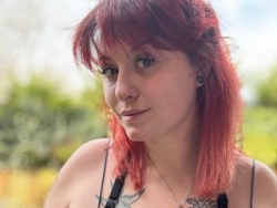 Watch WildEmber´s Live Show on ItsLive