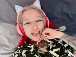 Watch UrAlexis´s Live Show on ItsLive