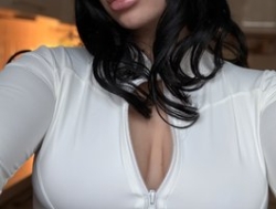 Watch RedTobacco´s Live Show on BongaCams