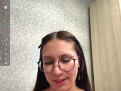 Watch meowgirlye´s Live Show on Chaturbate