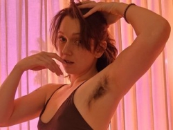 Watch ArtiePaints´s Live Show on ItsLive