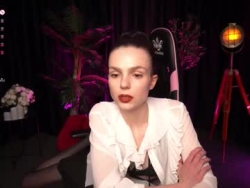 Watch wild_alice_me´s Live Show on Chaturbate