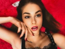 Watch shymysky´s Live Show on BongaCams