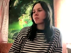 Watch emmashyline´s Live Show on Chaturbate