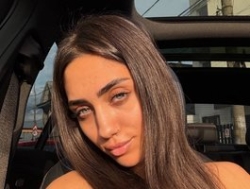 Watch LucyCherry´s Live Show on BongaCams
