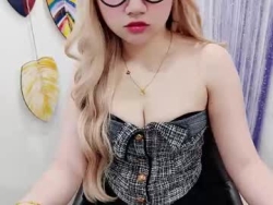 Watch hellokitty_sexy´s Live Show on Chaturbate