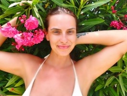 sereneloving is Live on BongaCams: Cute Sexy Girl • Lingerie Tease • Wet Play • Let’s Get Filthy Together Watch sereneloving´s Live Show on BongaCams