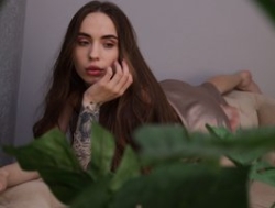 Watch IzabellaOne´s Live Show on BongaCams