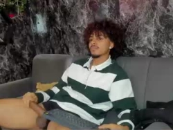 Watch jordan_love77´s Live Show on Chaturbate