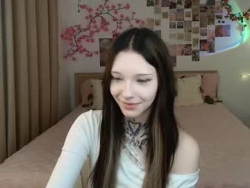 Watch evaasilence´s Live Show on Chaturbate