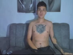 Watch horny_chill´s Live Show on Chaturbate