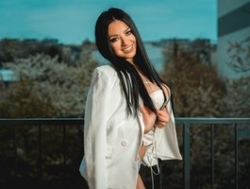 Watch EdithOliviere´s Live Show on BongaCams