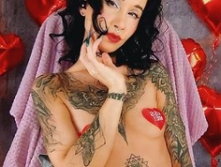 Watch Vespera´s Live Show on BongaCams